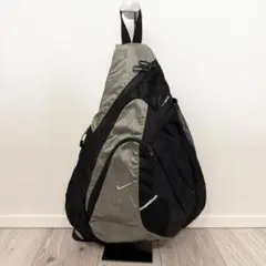 NIKE スリングバッグ ボディバッグクロスボディ ブラック グレー Y2K
