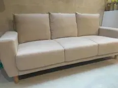 ソファ　ベージュ　家庭用　3人掛け　柔らかめ
