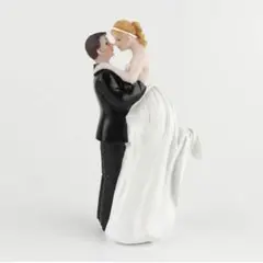 【ケーキトッパー 】フィギュア　ウェディング　新郎新婦
