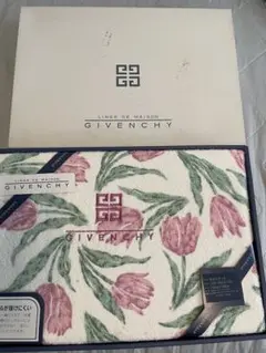 GIVENCHY チューリップ柄タオルケット140×190
