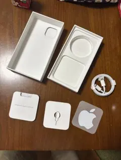 【新品未使用】iPhone14 箱と付属品のみ