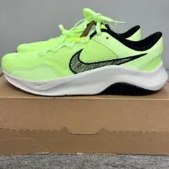 新品 NIKE ナイキ ランニングシューズ スニーカー 25.5