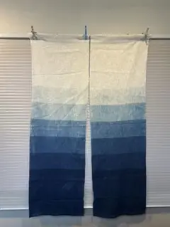 藍　段染め　のれん　カフェカーテン　インテリア　間仕切り