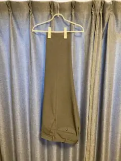 【美品】UNIQLO感動パンツ グレースラックスW85 L65