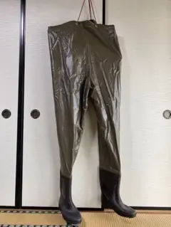 胴長・胴付き長靴(胸まで完全防水)