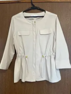 ANNA LUNA ベージュ ノーカラージャケット