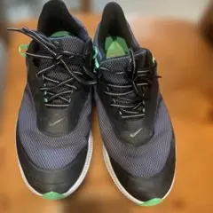 NIKE ランニングシューズ26