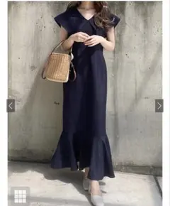 ネイビー フレアスリーブ ロングワンピース