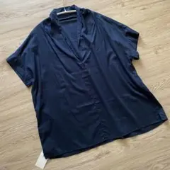 新品未使用 オンワード field / dream スキッパーブラウス M 紺
