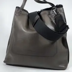 Item thumbnail for item 1c6922a8-2bd3-4e94-a3b7-23dec65af45d