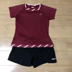 prince テニスウェア ワインレッドシャツと黒Wilsonのパンツセット