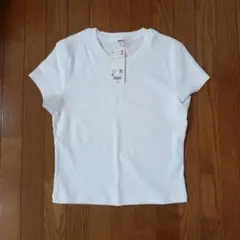 UNIQLO ホワイト Tシャツ Mサイズ