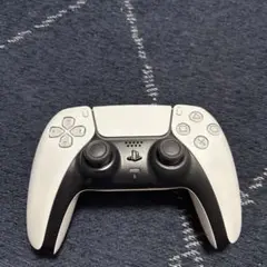 PS5 DualSense コントローラー ホワイト/ブラック