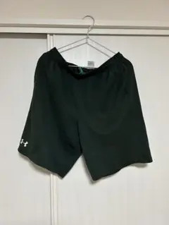 Under Armour ダークグリーン ハーフパンツ　XL