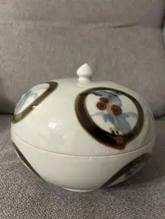 【骨董】椋木英三　花絵蝋抜呉須皿　民藝 骨董】椋木英三 花絵蝋抜呉須皿 民藝