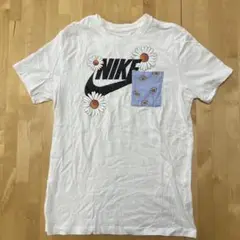 ☆NIKE Tシャツ Mサイズ The Nike Tee 花柄 ポケットあり☆