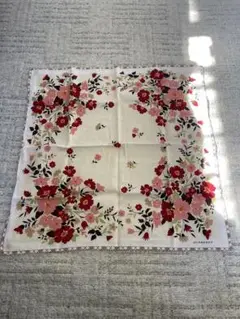 BURBERRY 花柄 ハンカチ 約50cm
