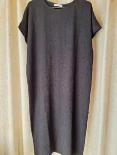 MUMU & CO. 半袖ひざ丈ワンピース ブラック