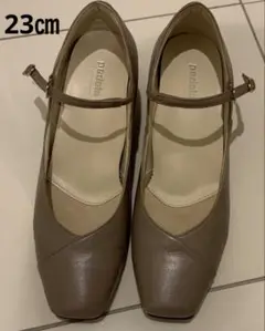 Item thumbnail for item 4b815594-c1c2-4347-aa37-4bbc8620a320