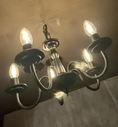 シャンデリア　黒　艶消し　シンプル