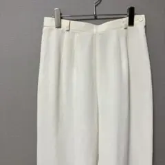 日本製　ワイドパンツ(L L)ホワイト無地　サラサラ生地　裏地ありシンプル