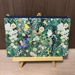 フラットポーチ ユキエモン ボタニカルフラワー ネイビー