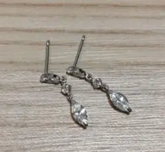 210 デザイン ピアス