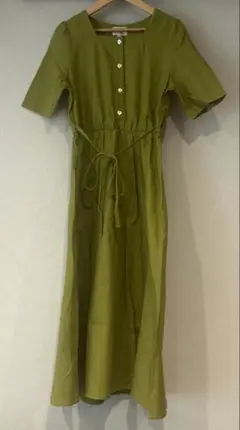 ロングシャツワンピース　ウエストベルト付きスクエアネック　Mサイズ