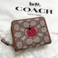 コーチ　coach 二つ折り　財布　ウォレット　てんとう虫　刺繍　シグネチャー コーチ coach 二つ折り 財布 ウォレット てんとう虫 刺繍