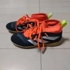 adidas アディダス　フットサルシューズ プレデター　22cm