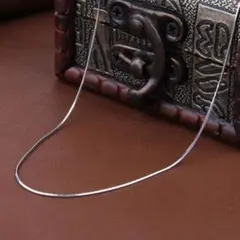 サーペント チェーン ネックレス 細め シルバー かわいい 蛇