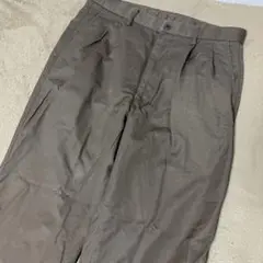 【美品】UNIQLO イージーケアツータックチノ　カーキブラウン　W79