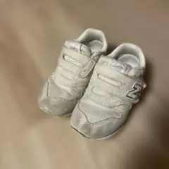 New Balance 373 ベビーシューズ 白