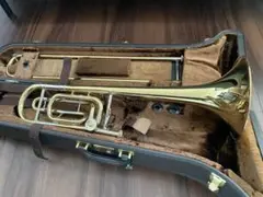 Item thumbnail for item 5fc764bc-d780-43e1-9b2b-a07798ab5d1d