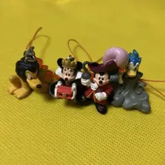 ガチャボックス ミッキー＆フレンズ アズ ヴィランズストラップ