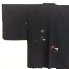 【美品】羽織 絵羽織 羽二重 牡丹 花柄 刺繍 正絹 身丈82 裄63 黒