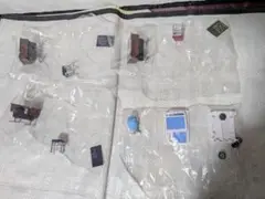 トイズキャビン　1/24 ゲーム筐体コレクション＋ 仕事猫保育園 ガチャガチャ