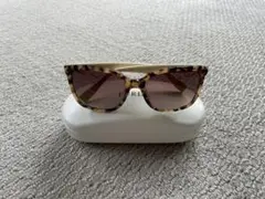 FURLAのサングラス