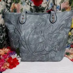 お花刺繍トートバッグ 　ブルー系　ショルダーバッグ☆素敵☆刺繍バッグ