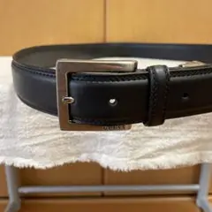 GUESS レザーベルト　ブラック　黒　バックル　ロゴ