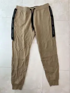 Hollister XL ベージュ スウェットパンツ