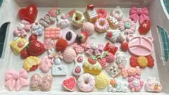 ④画像のデコパーツ全部まとめて☆プラパーツ　いちご　多め　チャーム