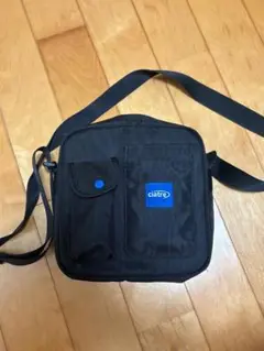 ciatre 黒 サコッシュ ポケット付き
