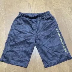 ✨即購入OK✨美品 しまむら 男の子 迷彩柄 ダークグレー 半ズボン 140cm