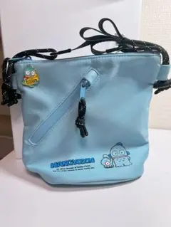 ハンギョドン 丸底 サコッシュ ショルダーバッグ 大人バッグ ピンバッジ付き