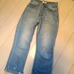 Item thumbnail for item 8e671cd9-df3a-42b2-b05d-8e6c8bd71499