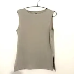 UNIQLO ユニクロ　レディース　ノースリーブトップス