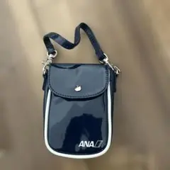 【新品・未使用品】ANA エナメルポーチ　ネイビー　ロゴ　全日空