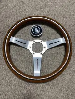 美品32π社外ステアリング (恐らくナルディ)made in Italy 美品32π社外ステアリング (恐らくナルディ)made in Italy