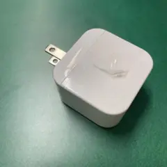 USB-C 電源アダプター